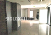 155m² locaux commerciaux pour vente, cession à Barcelone, dans le quartier de la Salut, Carrer de Verdi photo