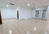 Local comercial
en venda
amb 100m² a Torrevella, Calle Villa Madrid foto