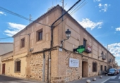 602m² building for sale in Nambroca, Calle de Troya photo