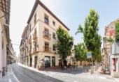Edifici
en venda
amb 170m² a Granada, a la zona de El Mauror, Callejón Niño del Royo foto