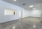 Local comercial
en venda
amb 170m² a Maracena, Camino Las Tinajas foto