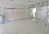 Local comercial
en venda
amb 79m² a Santander, Calle Vargas foto