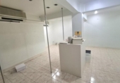 Local comercial
en venda
amb 79m² a Santander, Calle Vargas foto