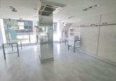 Local comercial
en venda
amb 79m² a Santander, Calle Vargas foto