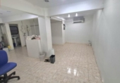 Local comercial
en venda
amb 79m² a Santander, Calle Vargas foto