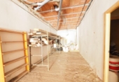 110m² commercial premises for sale in Sabadell, Carrer de Bujaruelo photo