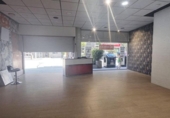 155m² locaux commerciaux pour location à Vigo, photo