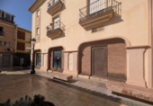 Local comercial en venta con 95m² en Benalmádena, Avenida Manantial foto