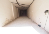 199m² commercial premises for sale in Tarrasa, Carrer del Pintor Vancells photo