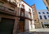 680m² building residential for sale in Igualada, Passeig de Mossèn Jacint Verdaguer photo