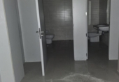Local comercial en venta con 286m² en Madrid, en la zona de San Isidro foto