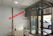 Local comercial
en lloguer
amb 182m² a Martos foto