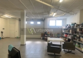 Local comercial en venta con 324m² en Lardero foto