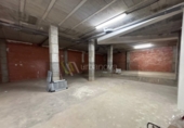Local comercial en venta con 324m² en Lardero foto