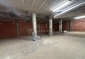 Local comercial en venta con 324m² en Lardero foto