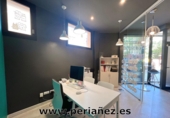 Local comercial en alquiler con 150m² en el Prat de Llobregat foto
