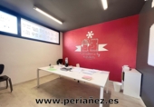 Local comercial en alquiler con 150m² en el Prat de Llobregat foto
