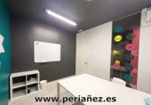 Local comercial en alquiler con 150m² en el Prat de Llobregat foto