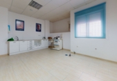 Oficines
en lloguer
amb 300m² a Villafranca de los Barros foto