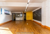 Local comercial
en venda
amb 77m² a Carballo, Rúa de Ponte foto
