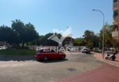 Local comercial en alquiler con 70m² en el Prat de Llobregat foto