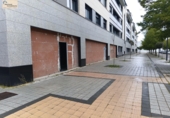 Local comercial en venta con 97m² en Laguna de Duero, Plaza Mayor foto