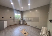 182m² office for rent in Logroño photo