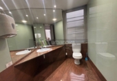 182m² office for rent in Logroño photo