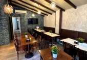 50m² restaurant for sale in Barcelona, in the area of Les Corts photo
