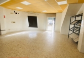 Local comercial en venta con 82m² en Las Cabezas de San Juan foto