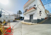 Local comercial en venta con 82m² en Las Cabezas de San Juan foto