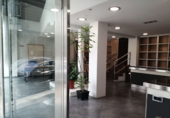 Local comercial
en venda
amb 76m² a Torrelavega foto